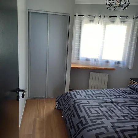 Maison Mitoyenne Proche Foret Et Plages Apartment *